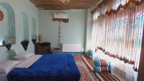  اقامتگاه بوم گردی هفت رنگ شیراز